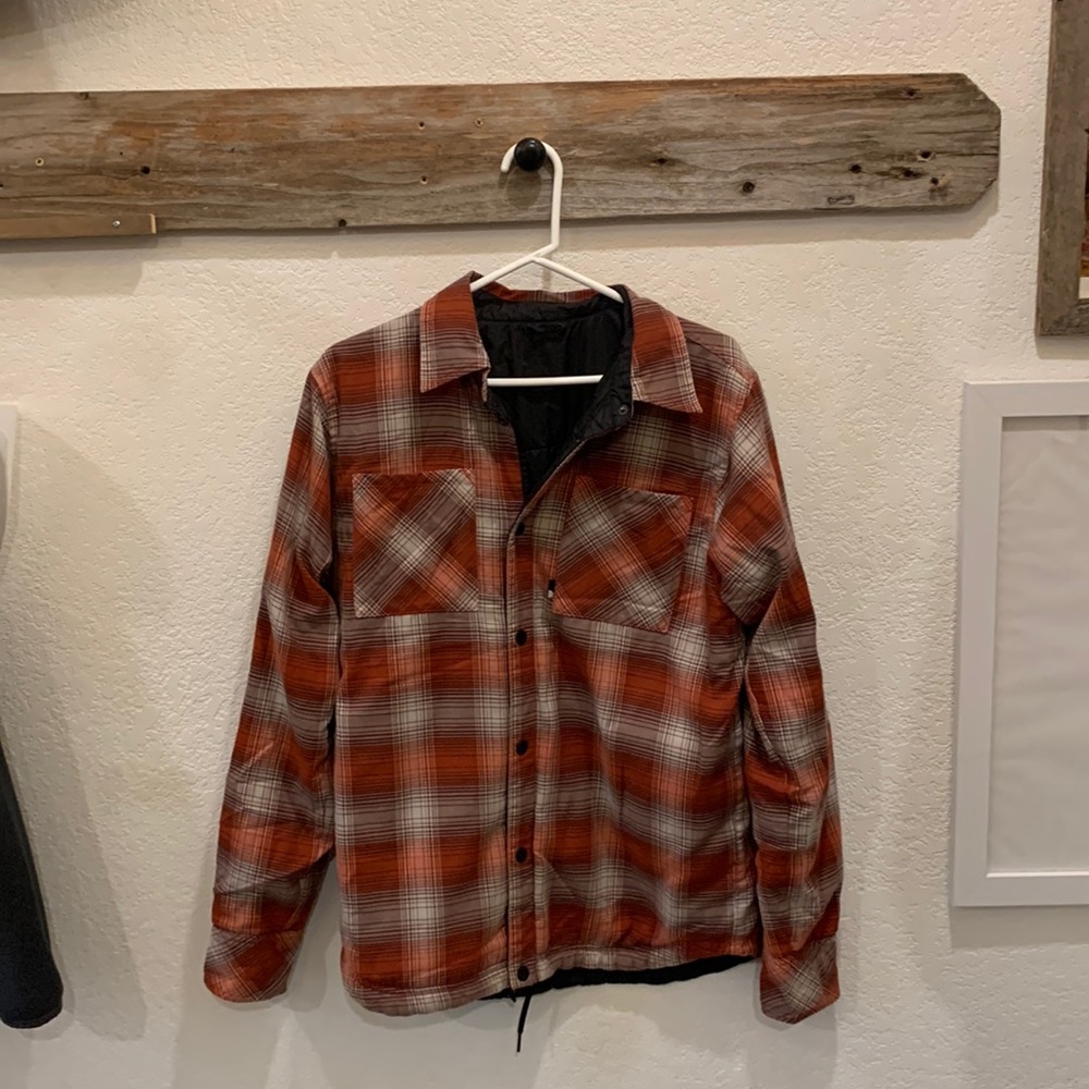 The north face reversible flannel puff